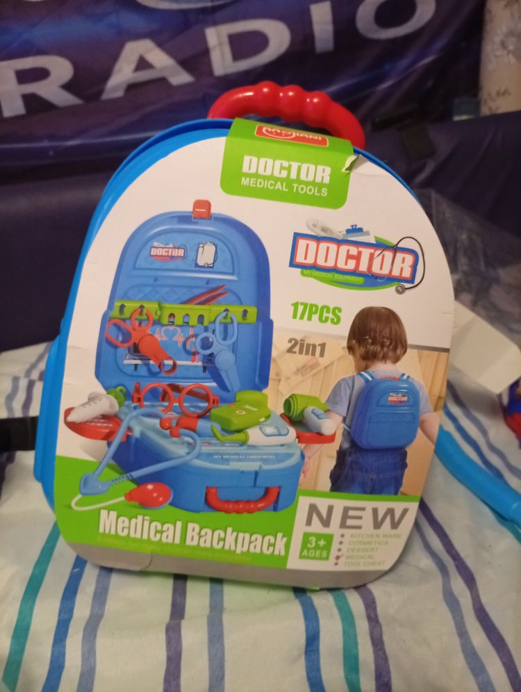 Doctor Medical Tools Medical Backpack Toy image 1