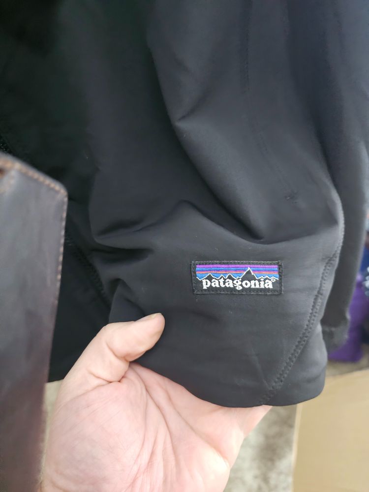 Patagonia Torrentshell  Jacket Black 3