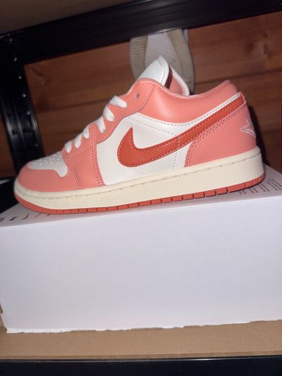 Nike Air Jordan 1 Low Uk 5 £110RRP