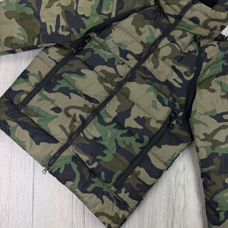 Canada Goose Men’s camouflage Puffer Jacket - Medium image 5