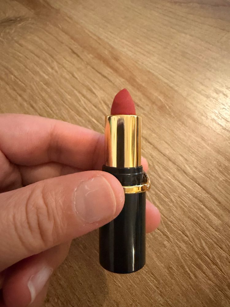 Mattetrance Lipstick 3