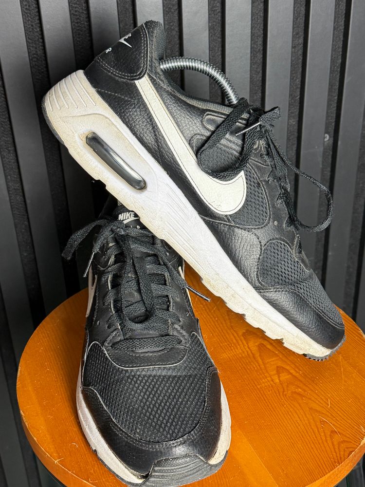 Nike Black And White Sneakers rozmiar 44/28cm 7