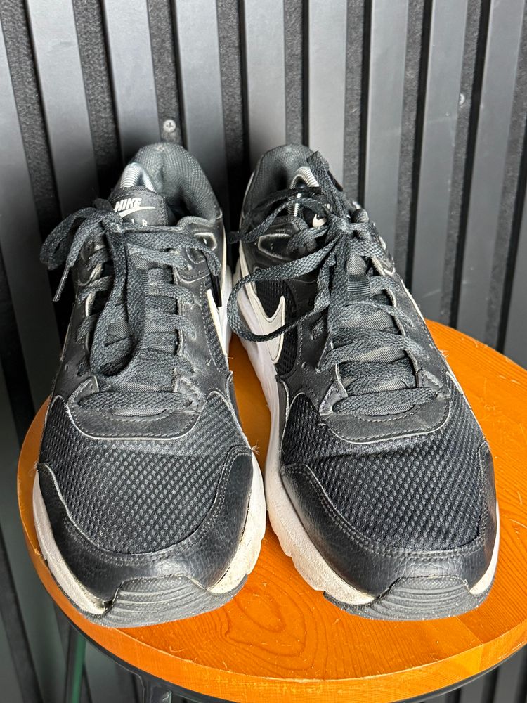 Nike Black And White Sneakers rozmiar 44/28cm 3