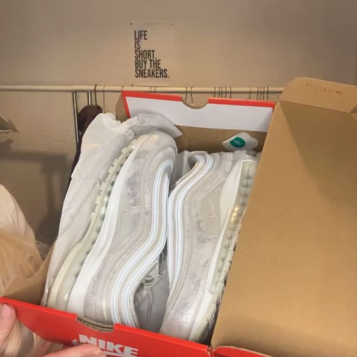Nike NIKE AIR MAX 97s SIZE 9 W product image