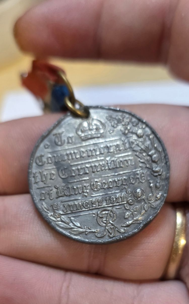 Commemorative Gothic Medal With Ribbon £4 6