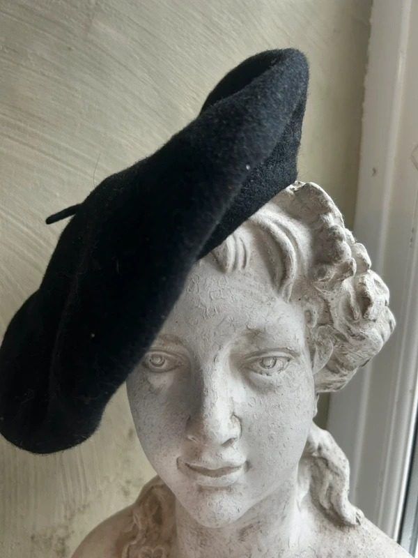 Black Beret Hat imagen 2