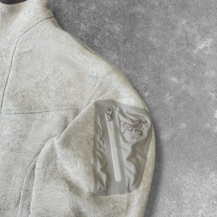 Vintage Arc'teryx Women's Covert Fleece Large RRP £180 image 2