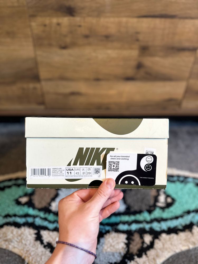 Nike Air Jordan 1 Travis Scott “Olive” U.K. 8.5 imagen 9