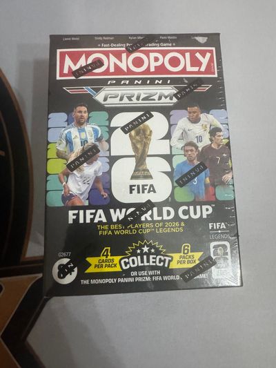 1x sobre Monopoly Panini Prizm Fifa World Cup Trading Cards
