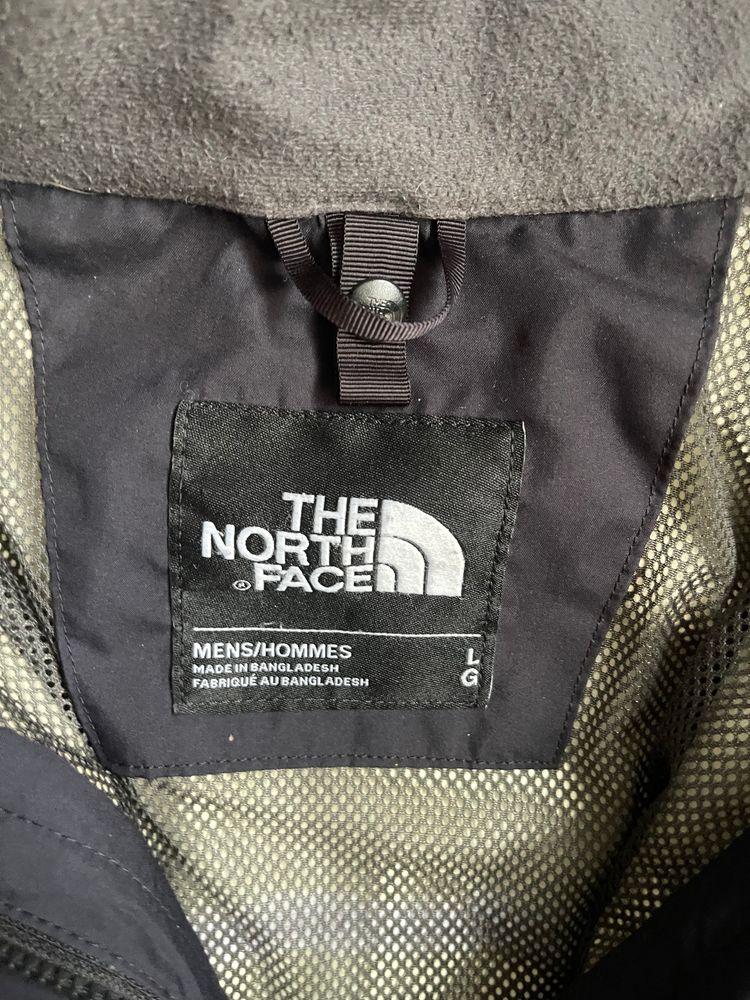 Black Goretex North Face Raincoat image 4