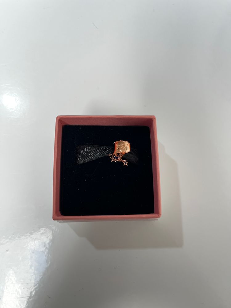 Gold-Tone Ring With Star Charms