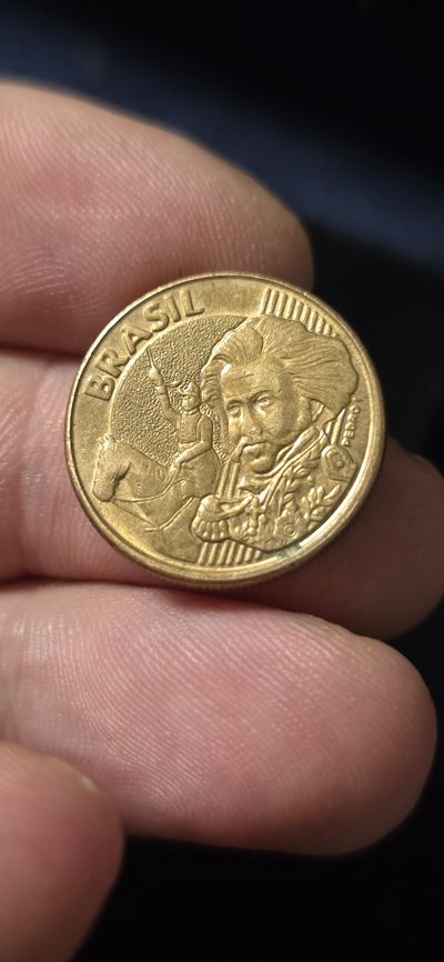 8). Brazilian 10 Centavos Coin 2008