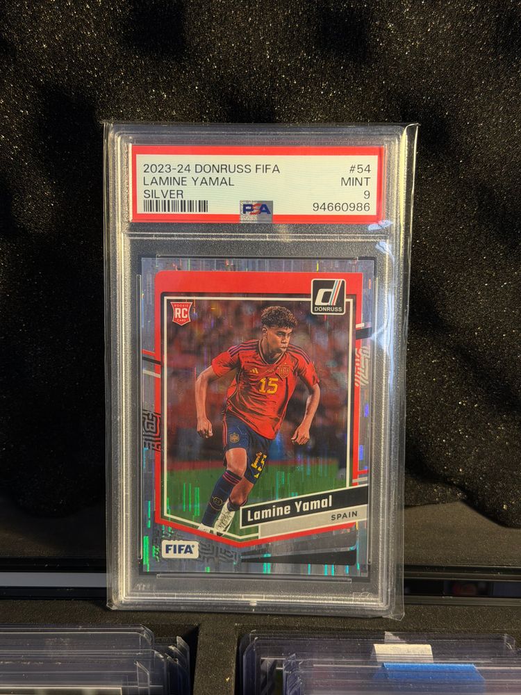 Panini 2023-24 Donruss Lamine Yamal Silver PSA 9 product image