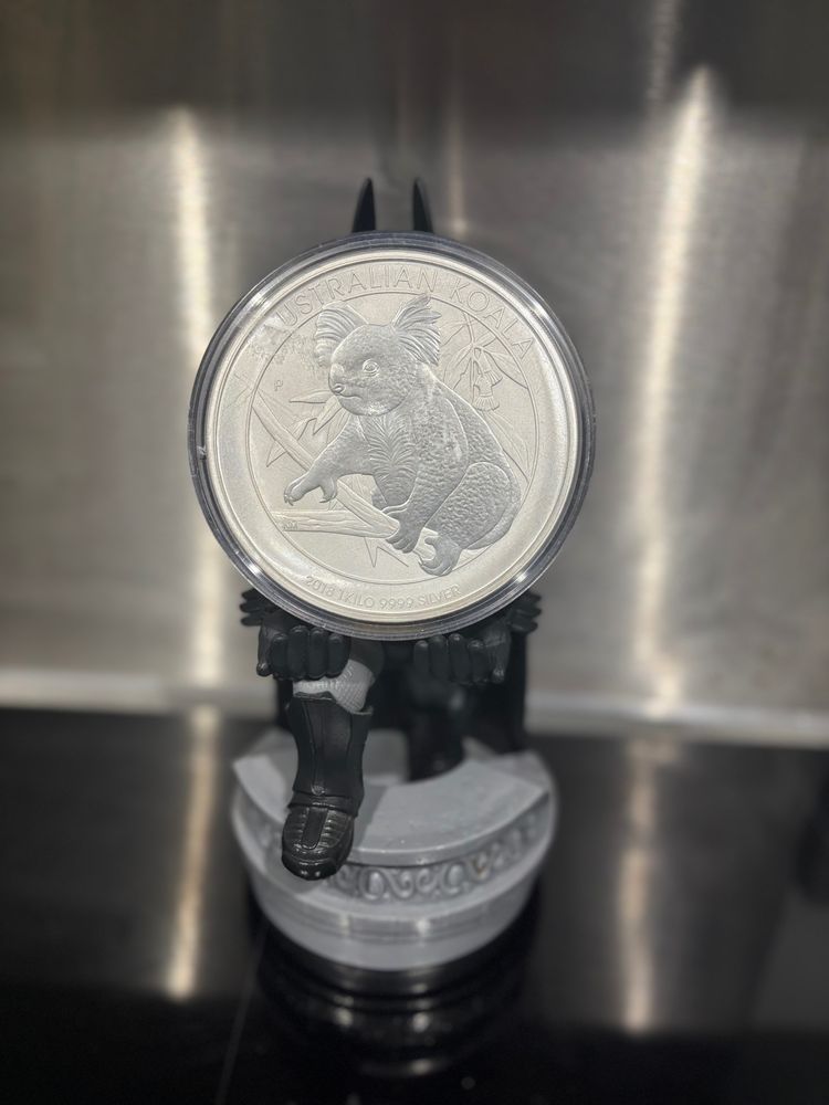 1kg Australian .999 Silver Coin With Koala Design image 1