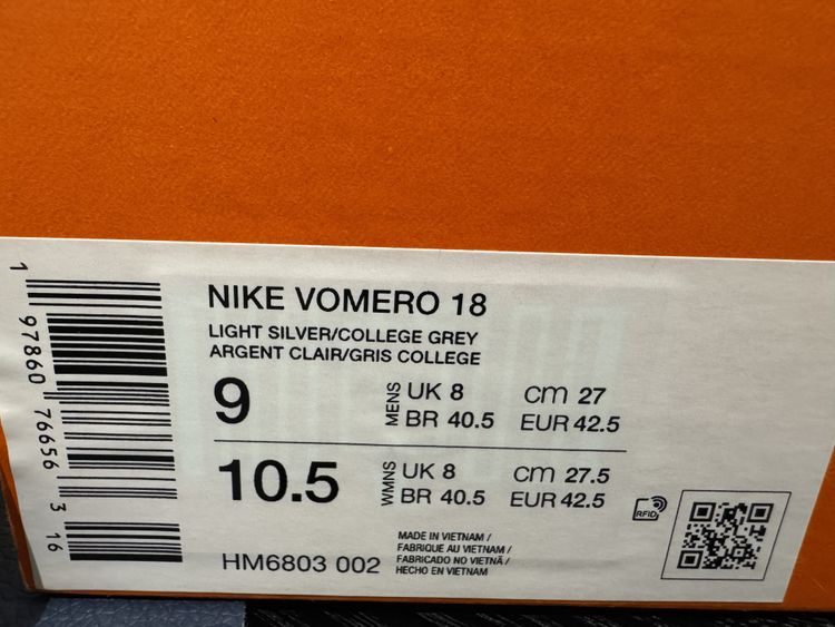 Nike Zoom Vomero 18 Silver 2