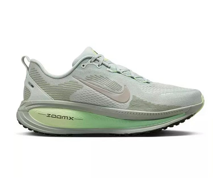 Nike Zoom Vomero 18 Silver