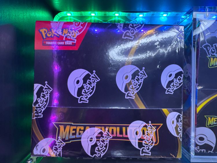 Pokémon Trading Card Game Mega Evolution Box