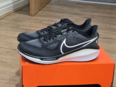 Nike Vomero 17 Running ShoesNike Vomero 17 Men's Shoes Sneaker Black White FB1309 004