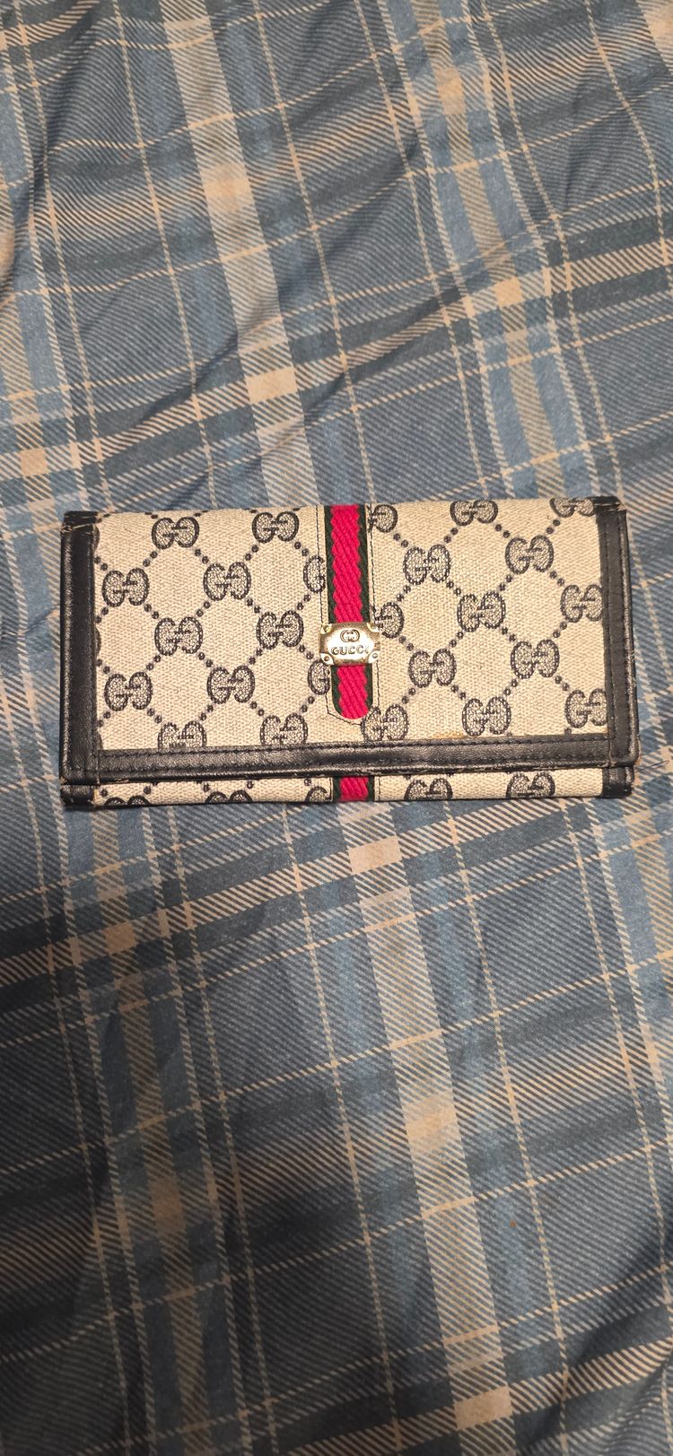 Gucci Wallet some wear original  image 5