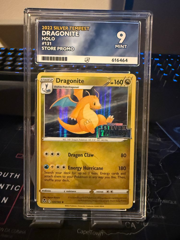Pokemon Dragonite Pokemon Card product image