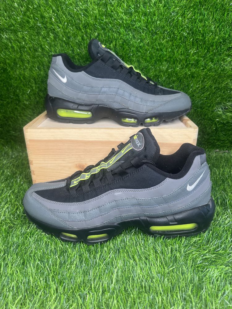 Nike Nike Air Max 95 WT UK 9  product image