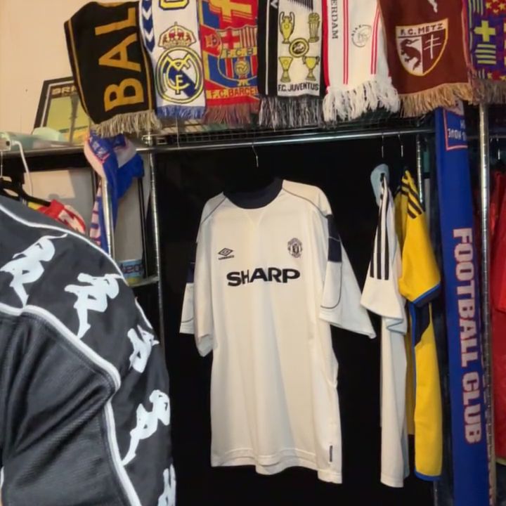 Umbro Man Utd 1999 Away - XXL product image