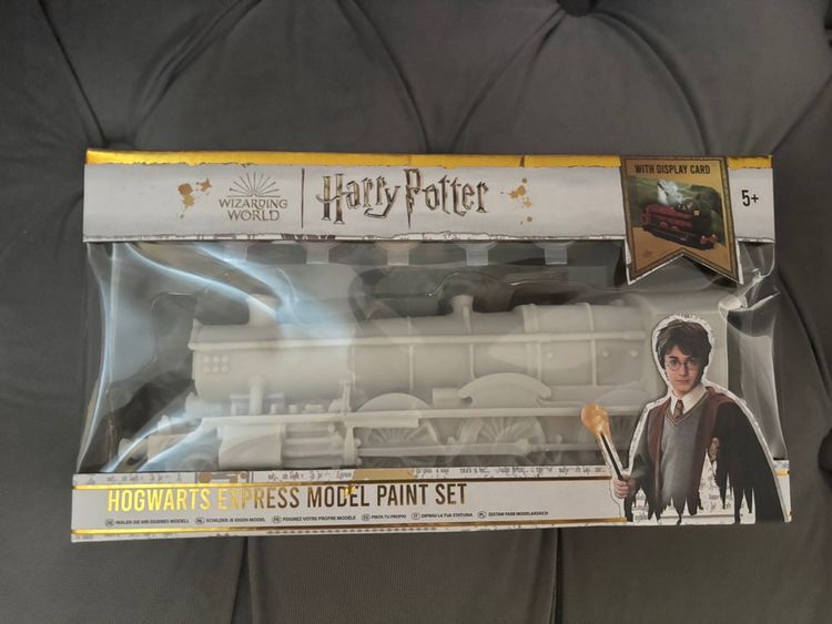 Hogwarts Express Model Paint Set