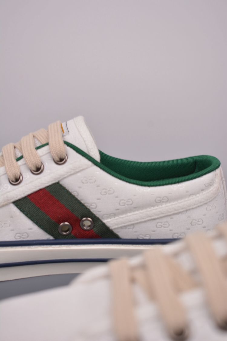 Retro casual sneakers  image 8