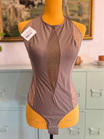 La Perla – Taupe Mesh Halterneck Bodysuit – Sheer Lace Panels – New With Tags 170€
