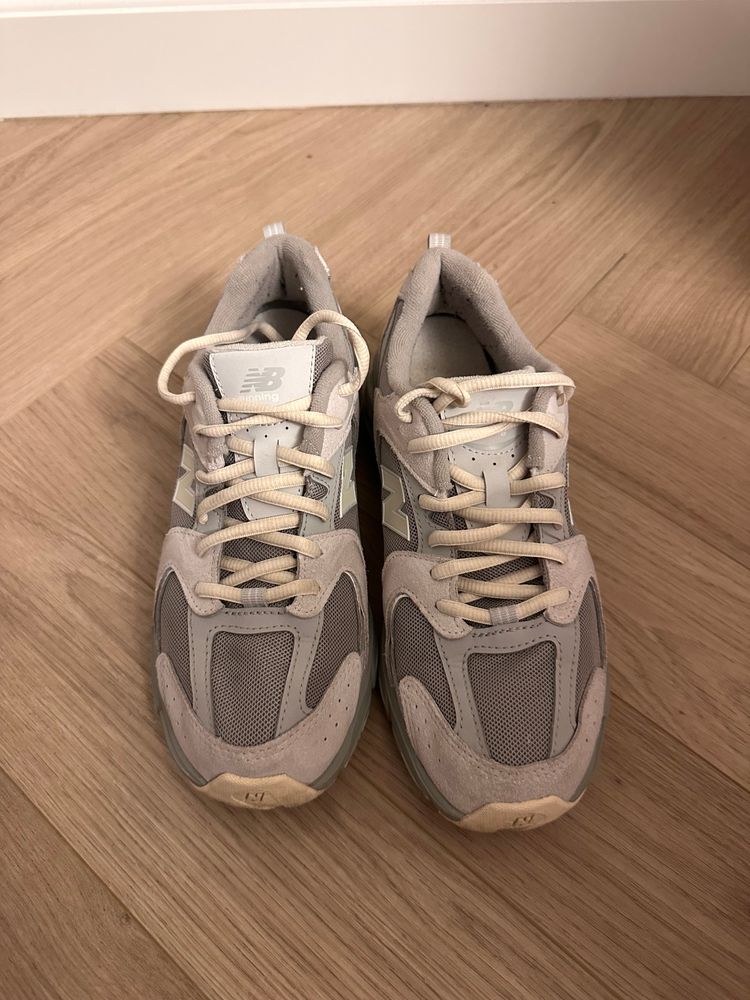 New Balance 530 8