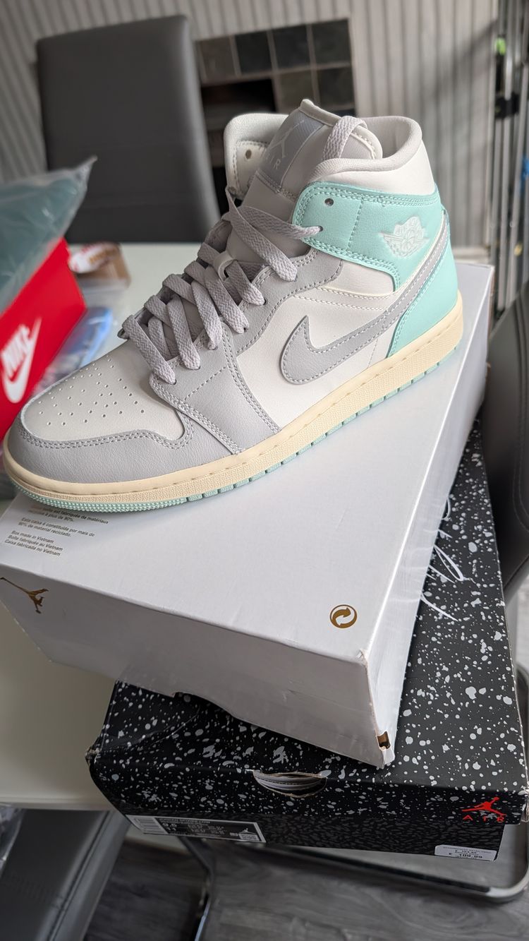Air Jordan 1 Mid Sneakers - Sail and Natural Grey - UK 7 Brand New