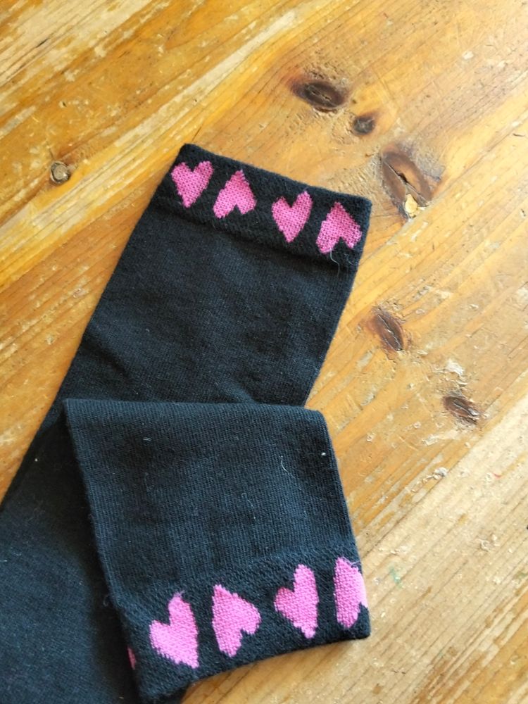 Immagine di Black Socks With Pink Hearts Fiorucci  2