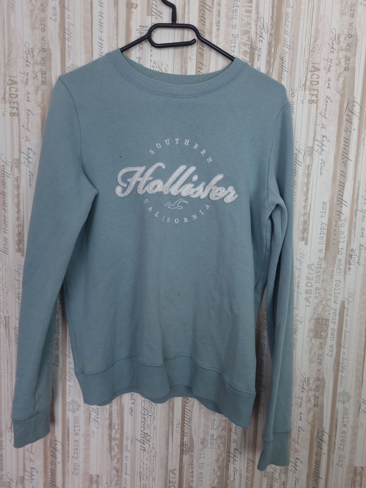 Hollister Sweatshirt