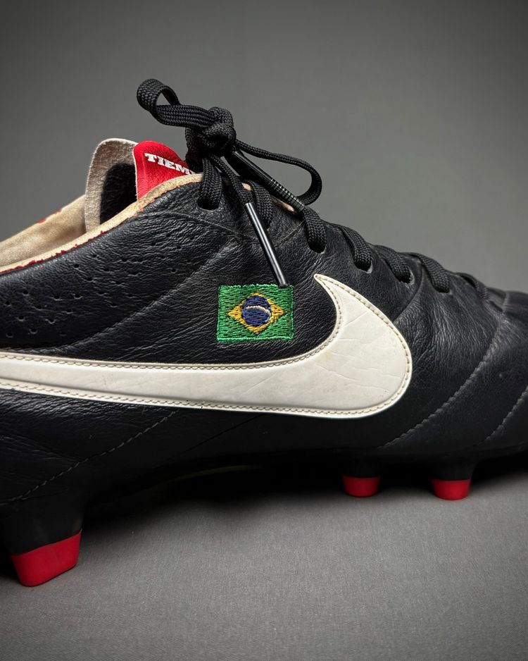 Ronaldinho | Match-Worn Boots | 2012 | 4 Goals inc. Hat-Trick | 5 Assists | Atlético Mineiro image 9