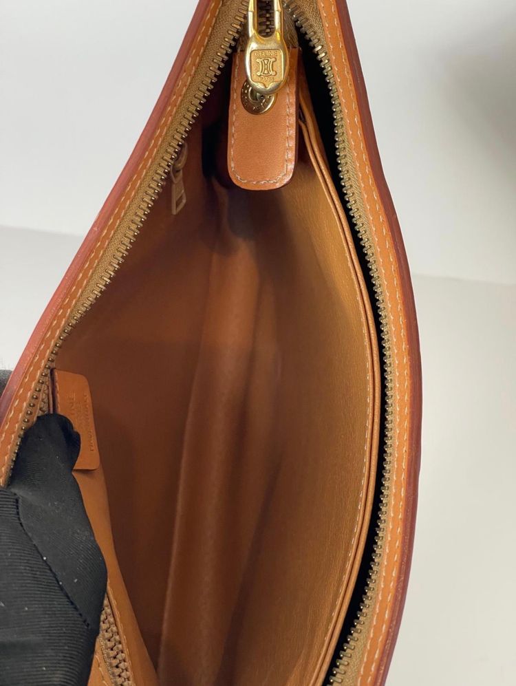 Immagine di Pre-Owned Celine Maccadam  Clutch 2