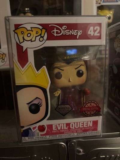 Disney Evil Queen Vinyl Figure