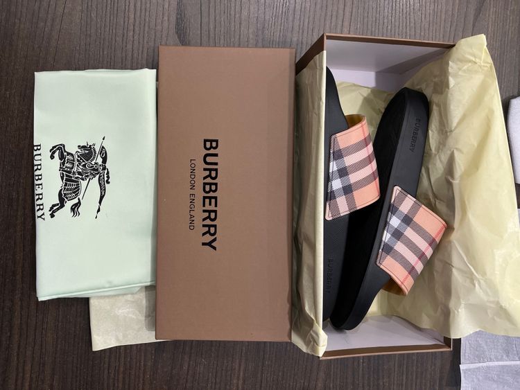 Ciabatte Burberry London n43 obraz 1