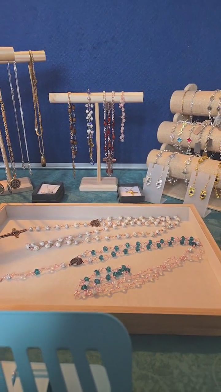 Unknown Jewelry Display Stand product image