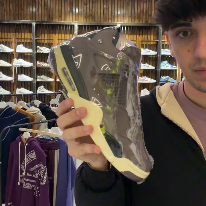 Other J4 A MA MANIERE  product image