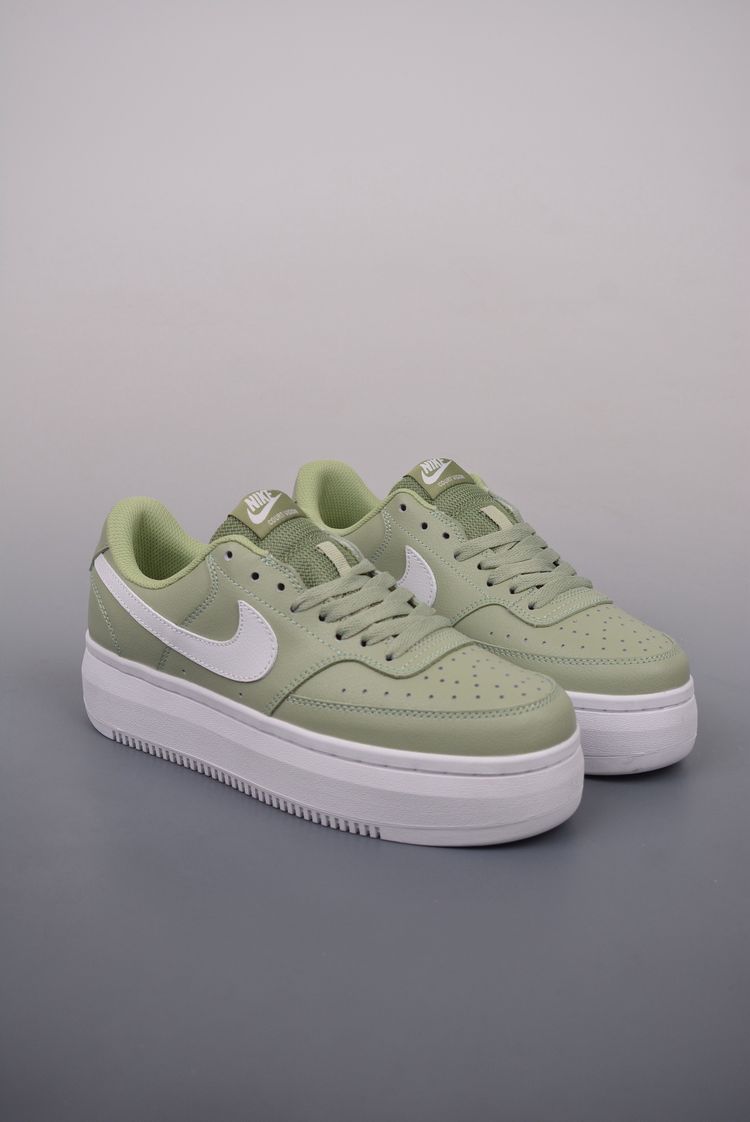 Casual sports sneakers 2