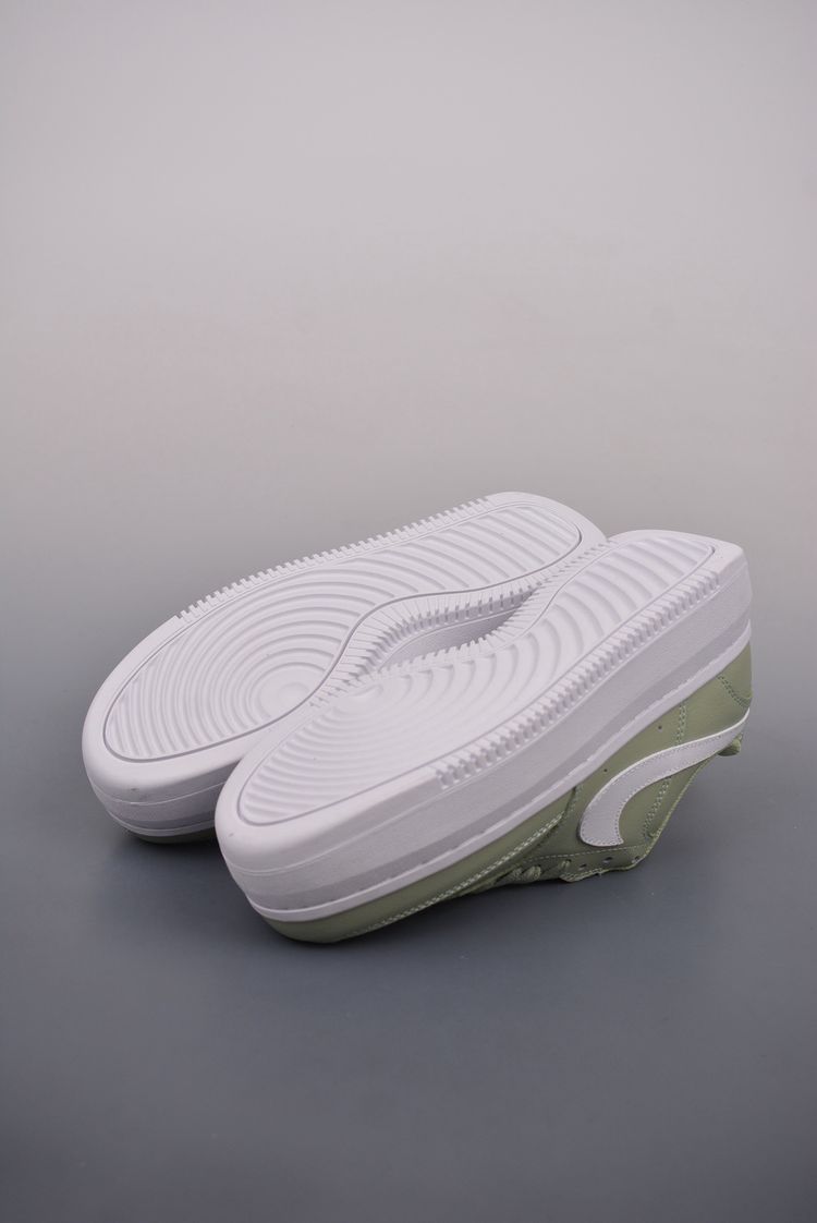 Casual sports sneakers 4