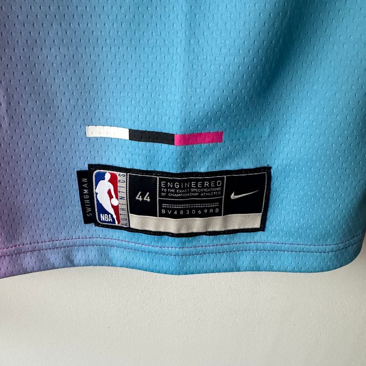 Miami Heat Tyler Herro Nike jersey - Medium image 4