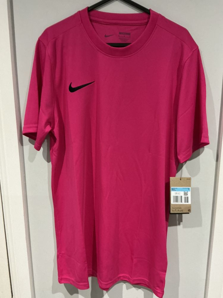 Nike pink sports t-shirt