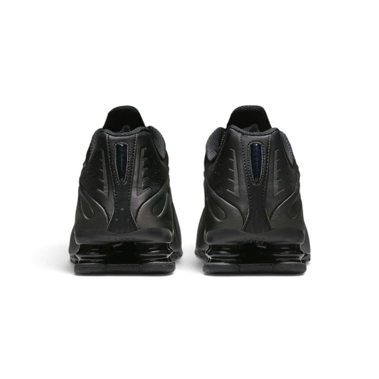 Nike Shox R4 Men's Trainers Black HQ1988-001 image 3