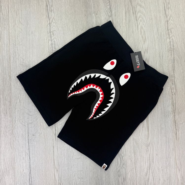 Bape Men’s Black Front Shark Shorts image 4
