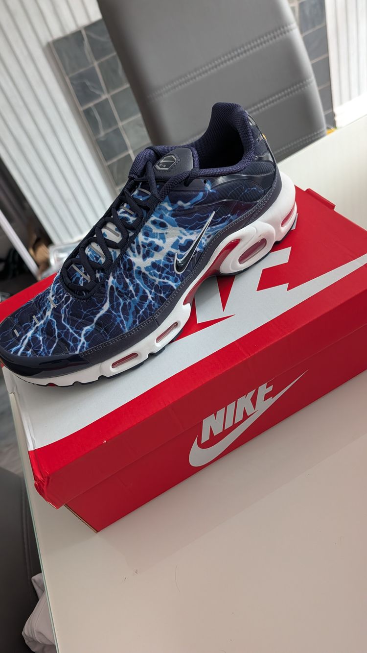 Nike Air Max Plus Eclair Lightning Sneakers - UK 11 - Brand New Full Box 