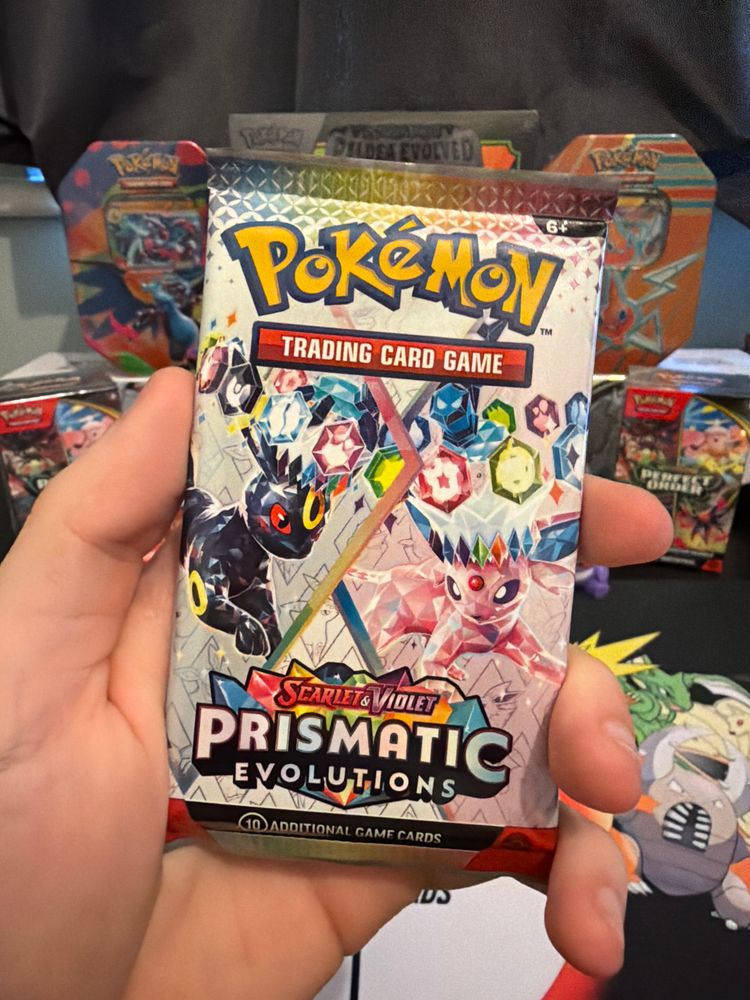 Prismatic Evolutions Booster Pack