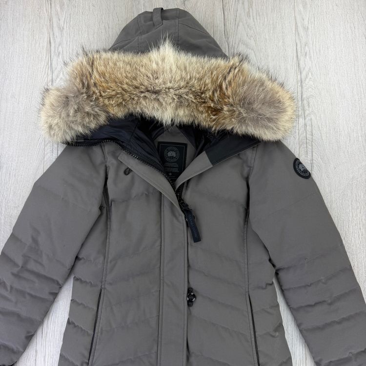 Immagine di Canada Goose Women’s Loretta Graphite Parker Jacket - XS 5