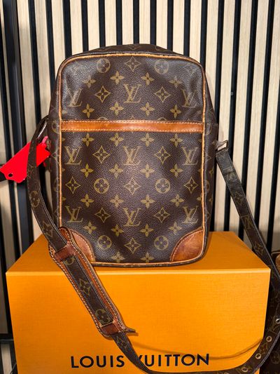 B20 Louis Vuitton Danube crossbody MM £1 1