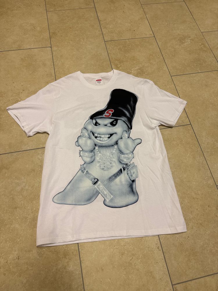 Supreme snowman 